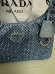 Borsa PRADA Re-Edition in Raso