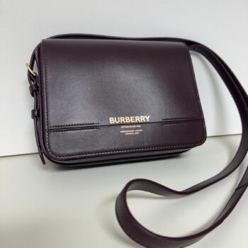 foto frontale Borsa Burberry Grace Camera Bag